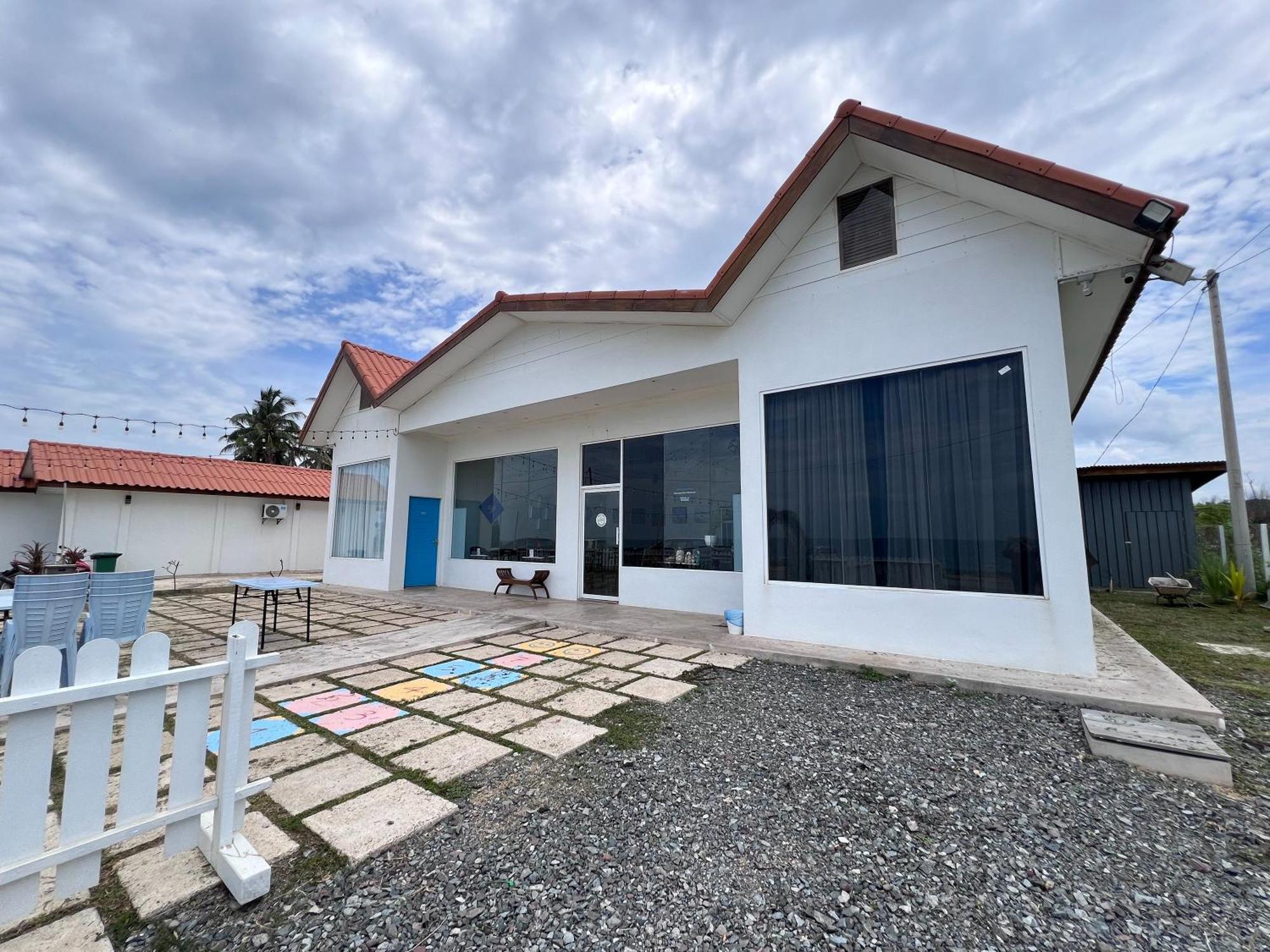 Coastal Bay Dungun Staycation Exterior photo