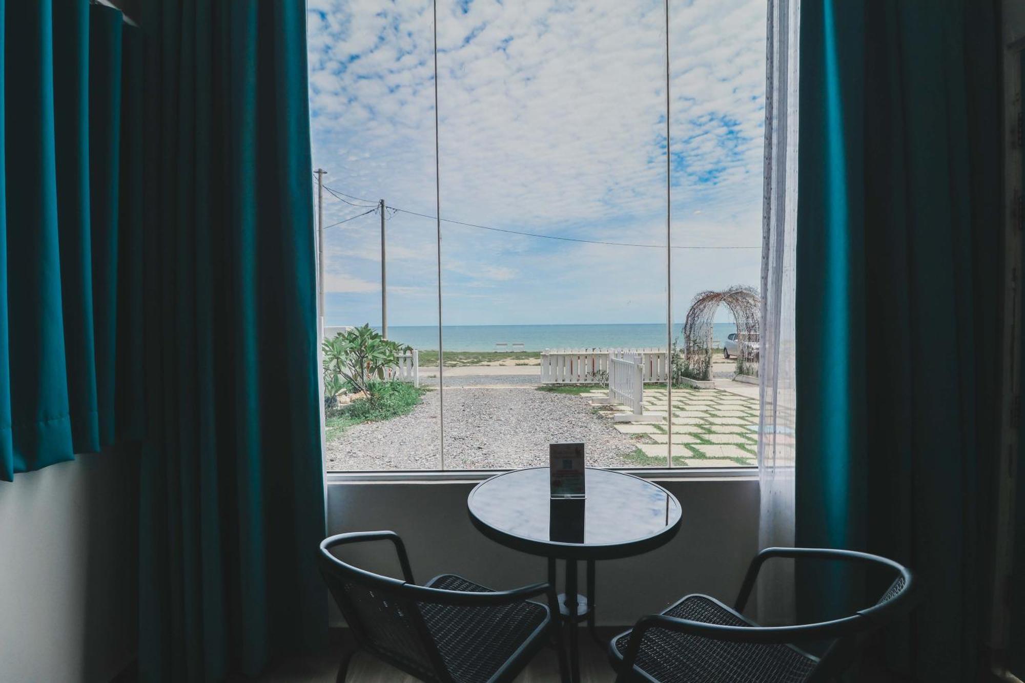 Coastal Bay Dungun Staycation Exterior photo